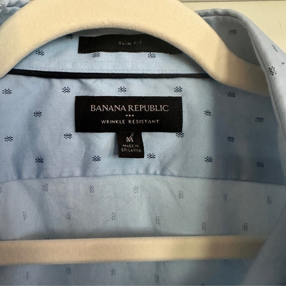 Banana Republic Blue Casual Button Down Winkle Resistant Slim Fit Shirt - M - Picture 2 of 5